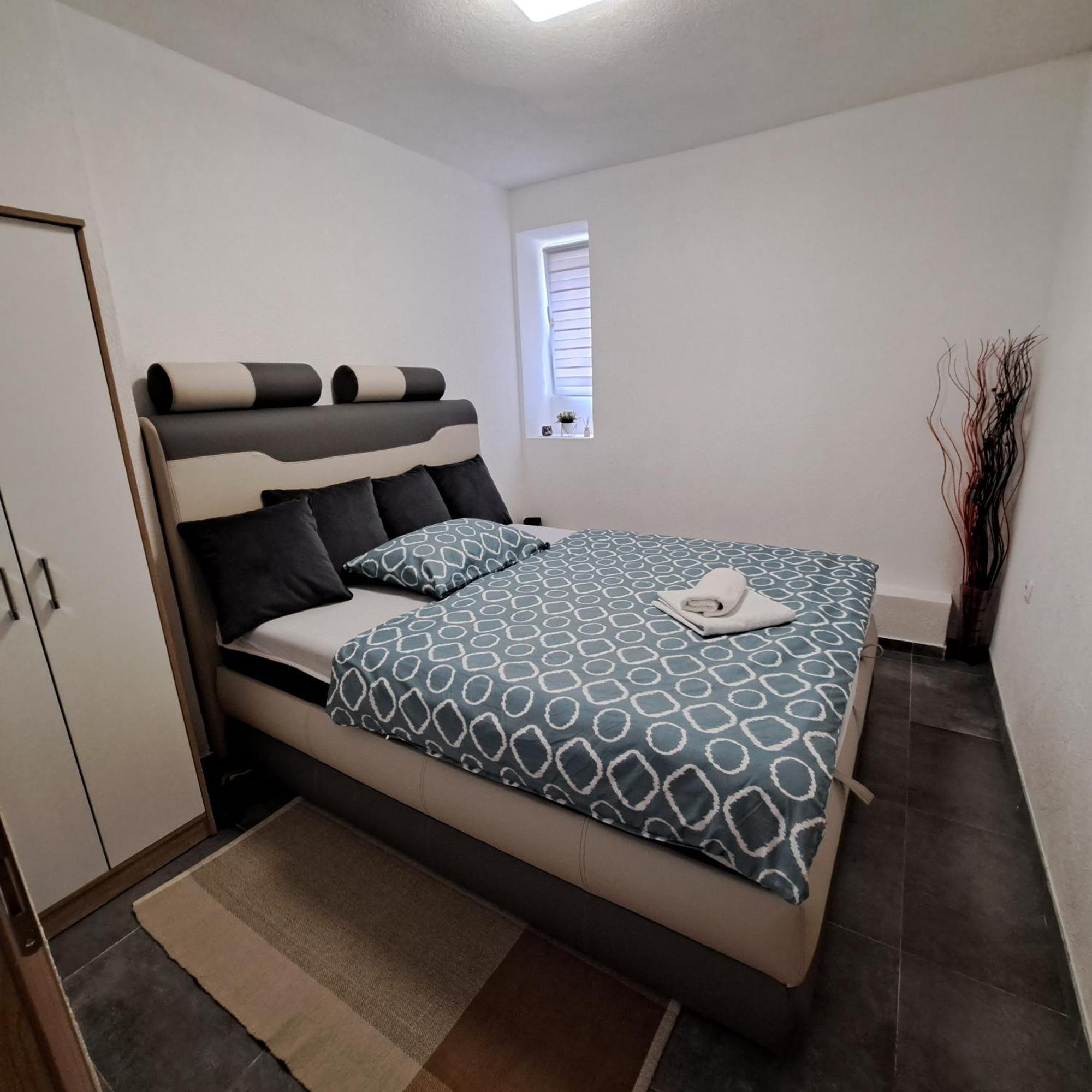 Elita Prenociste Apartment Bihac Room photo